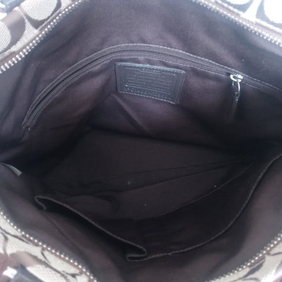 Coach Brown /Beige Canvas And Patent Leather Top Tote - Picture 4 of 5